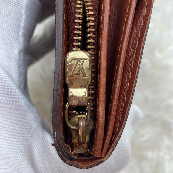 ✨ Louis Vuitton Monogram Wallet - Picture 14 of 15